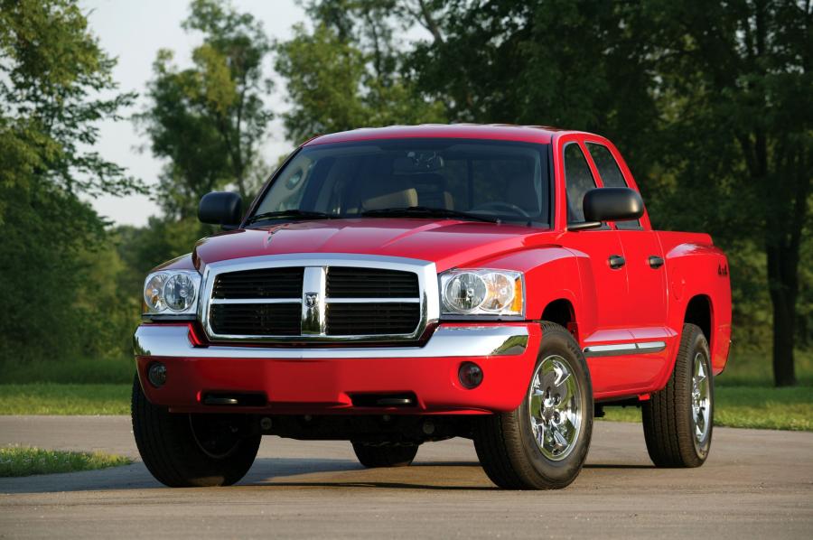  Dodge Dakota 2005 года  (фото 25 из 43)